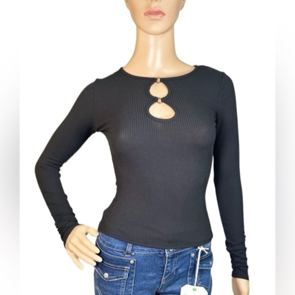DEREK HEART Double Keyhole Top long sleeves black large NWT